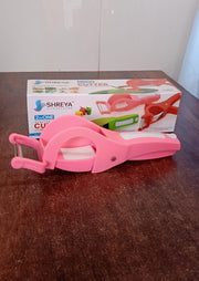 Packaging of the 2-in-1 vegetable cutter and peeler.